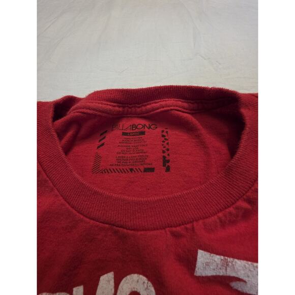Billabong Men's Size Large Red Vintage Short Sleeve Graphic T-Shirt - Picture 3 of 5